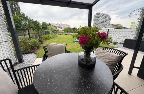 Prague 13 Apartment | Beta Home - Free Garage, Air Condition, Garden, at Metro, 2nd parking on request