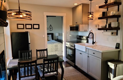 Potsdam Apartment | Beth's Place II - On The River - Hot Tub & New Pickleball Court! You'll love it!