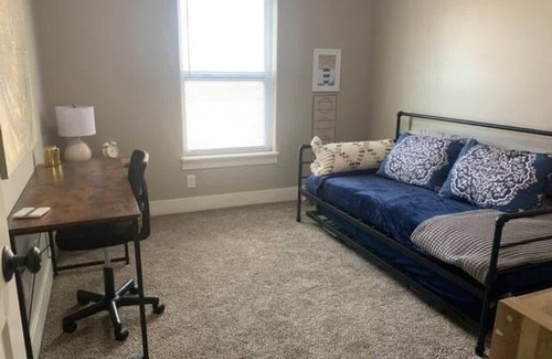 Bettendorf Apartment | Bettendorf Condo: 2BR, 2BA, Garage, King master, Pets Welcome!
