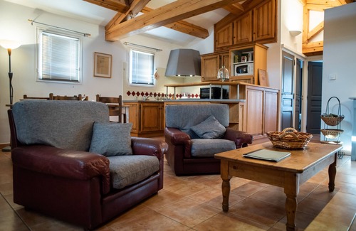 Gard Rhodanien Cottage | Between Avignon and Nîmes, in a village on the banks of the Rhône .