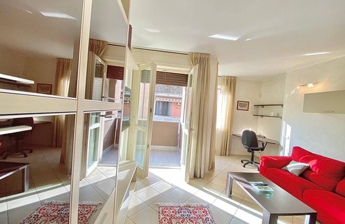 Certosa Apartment | Between Centro Città and Fera Milano, with private and guarded parking