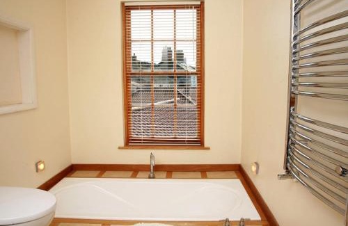 Beverley House | Beverley Budget Inn