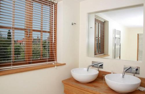 Beverley House | Beverley Budget Inn