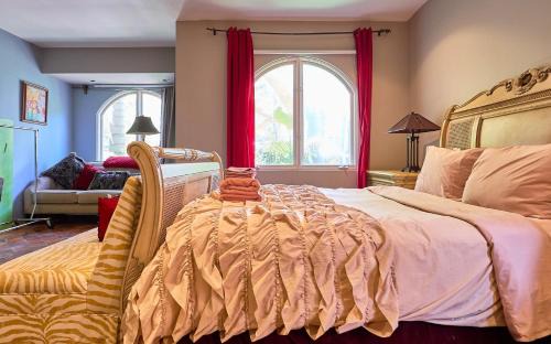 Beverly Hills House | Beverly Hills Luxury Homestay