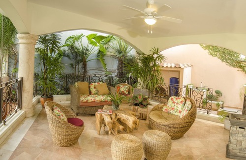 Nuevo Arroyo Hondo House | Beverly Hills Residencial III