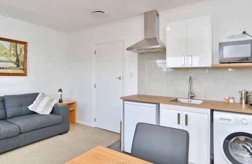 Avonhead Apartment | Bevington - Renovated 1 bedroom Studio