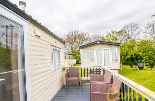 St Mary's Bay Apartment | BH07 - Marlie Farm Holiday Park - 4 Bedrooms - Sleep 10