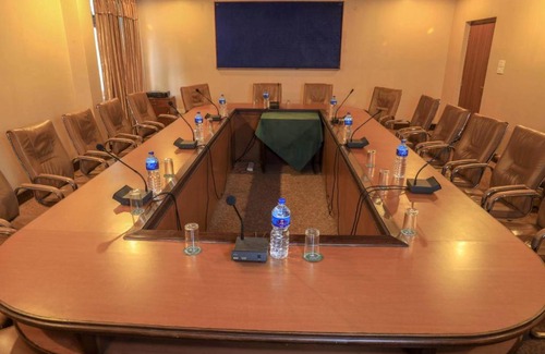 Bharatpur Hotel | Bharatpur Garden Resort
