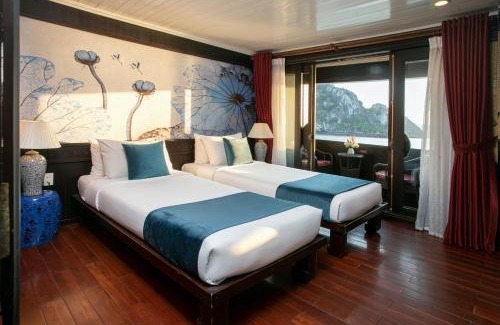Ha Long Boat Rental | Bhaya Legend Cruises