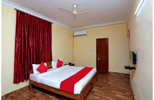 Bhubaneshwar House | BHUBANESWAR HOTEL PINK VILLA PREMIUM - Near Budha Jayanti Park - With Free Wifi - Restaurant Facilities Available - A Luxuary Hotel In Bhubaneswar