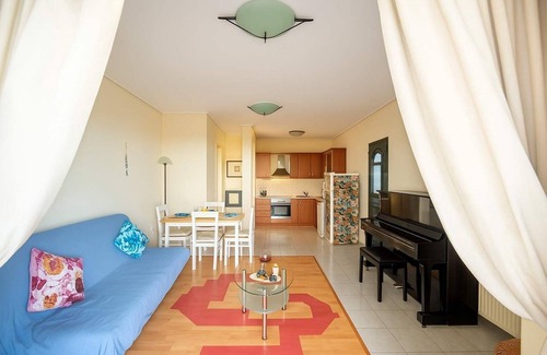 Avia House | Bianca Maisonette - Panoramic Golden View