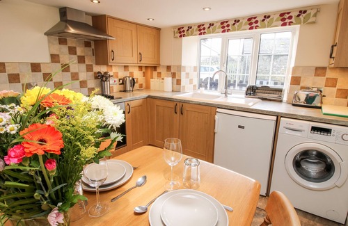 Newcastle-on-Clun Cottage | BICTON COTTAGE, pet friendly, with open fire in Clun
