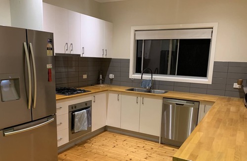 Leichhardt House | Big 2 bedroom family size home