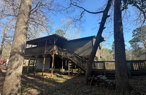 Zavalla Cabin | Big Bass Cabin