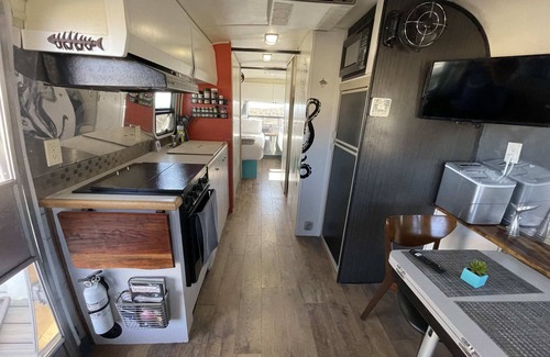Terlingua House | Big Bend StarGazer:Retro Airstream,Neolithic Views