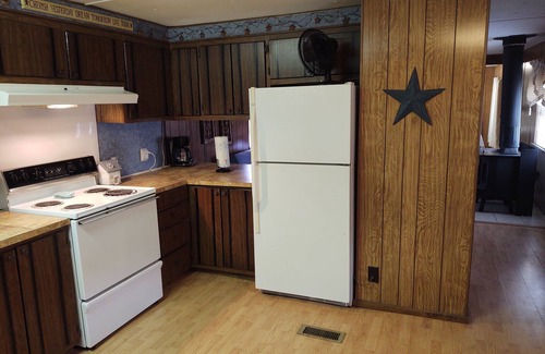 Bronson House | Big Fish Cabins - Cabin #3