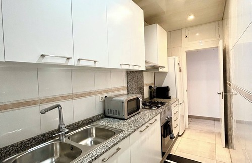 Navas Apartment | BIG FLAT IN LA SAGRERA. Very quiet area and well connected