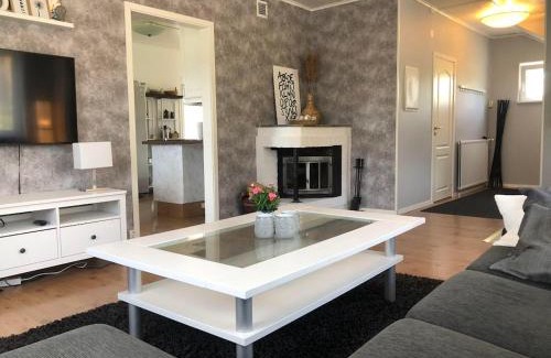 Nissafors Villa | Big house, sauna, Wi-Fi, Isaberg, MTB, skiing, golf