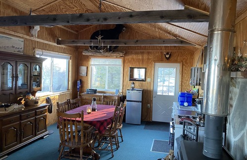 Palenville Cabin | Big Medicine Ranch - Rustic Sunrise Cabin - Catskills