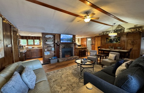 Lochmere Cottage | Big Pine Lakefront Cottage with Dock, Fire Pit & BBQ