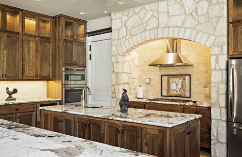 Wimberley House | Big Red Chicken Estate