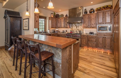 Big Sky Condo | Big Sky Vacation Rentals: Cowboy Suite 3B