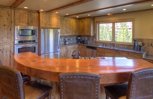 Big Sky House | Big Sky Vacation Rentals: Black Eagle 32