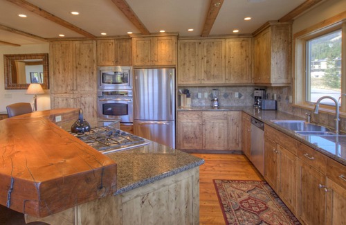 Big Sky House | Big Sky Vacation Rentals: Black Eagle 32