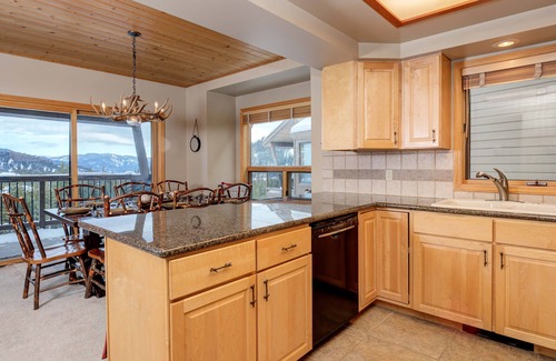 Big Sky Condo | Big Sky Vacation Rentals: Beaverhead 123 BH 301