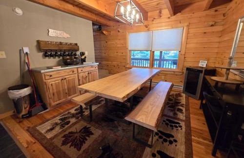Swanton House | Bigg's Bear Cabin