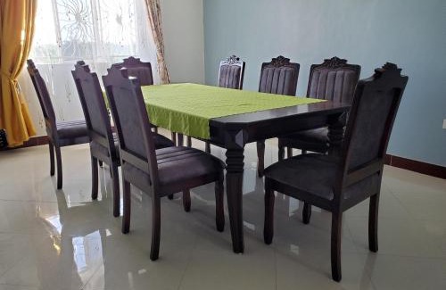 Kibale House | Bigodi Community Homestay