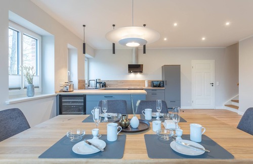 Niebuell House | Biikehuus West in Niebüll for up to 5 people