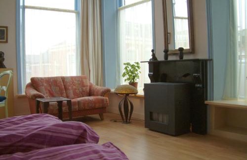 Ulrum Bed & Breakfast | Bij De Kunstenaars