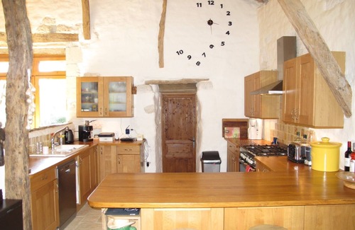 Belmontet House | Bijou Barn with Sophisticated Charm. Peaceful Retreat for Four. Secluded Pool.