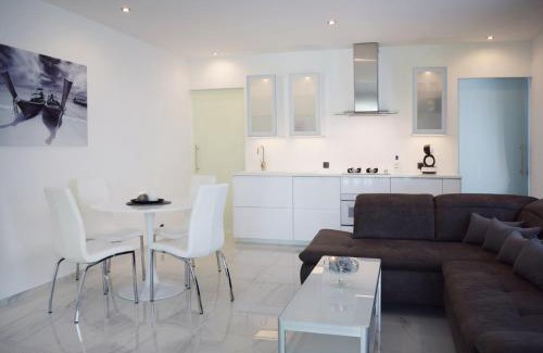 Bilzen House | Bil-Zenn