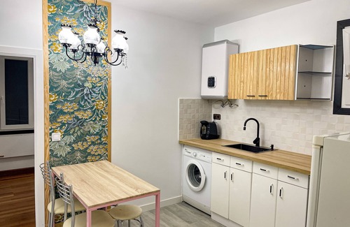 Barakaldo Apartment | Bilbao/Barakaldo 15 min Bec (B2)
