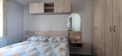 Great Houghton Apartment | Billing Aquadrome , 2 bedrooms caravan