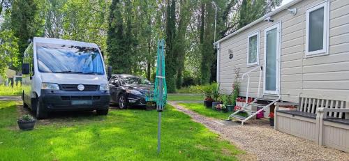 Great Houghton Apartment | Billing Aquadrome , 2 bedrooms caravan