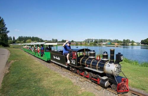 Great Houghton House | Billing Aquadrome Holiday Park