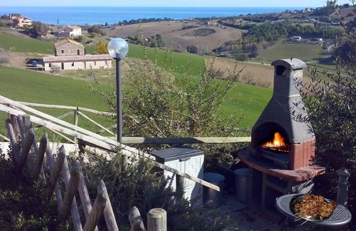 Capodarco Apartment | BILOCALE N.89 - Country House "La casa di Carla", free swimming pool, 3 km from the sea