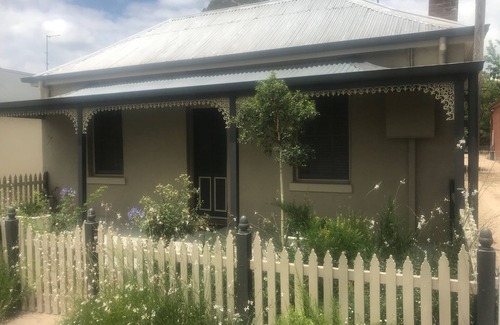 Bathurst House | Birch Cottage Bathurst