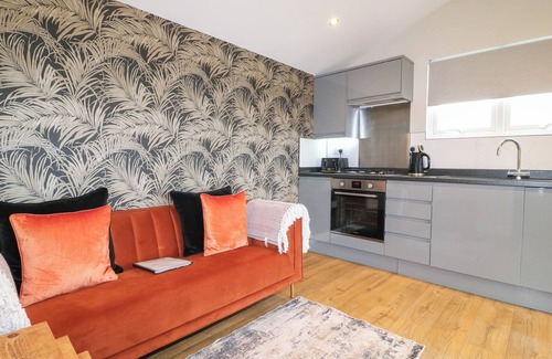 Swadlincote Cottage | Birch