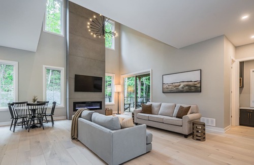Kemble Cottage | Birchwood Country House w/ AC & EV charger