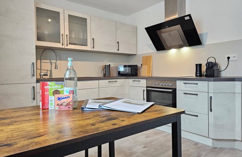 Wehrda House | Birdhouse - Big Living for 12 - 2 terraces, table football, BBQs, PS4, fitness
