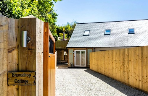 Bishops Tawton House | BISHOPS TAWTON SNOWDROP COTTAGE 3 Bedrooms