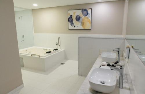 Parana Country Club Hotel | Bisinii Boutique Hotel