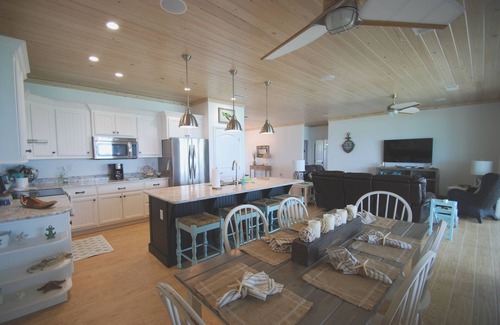 Green Turtle Cay House | Bita Breeze - Beautiful Beachfront Home on Green Turtle Cay