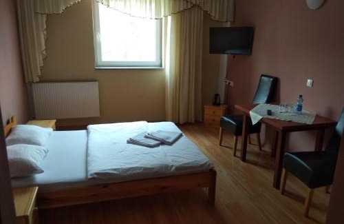 Klodzko Miasto Bed & Breakfast | Bizancjum Pokoje Gościnne PARKING FREE 24H