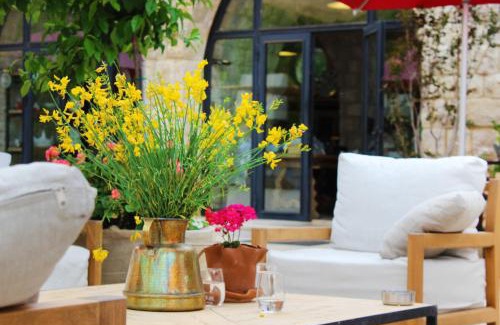Deir Dourite Hotel | Bkerzay