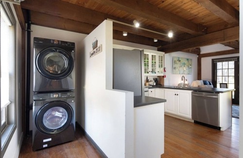 Sheffield Apartment | Black Bear Bungalow, Sheffield/Great Barrington/Ski Resorts